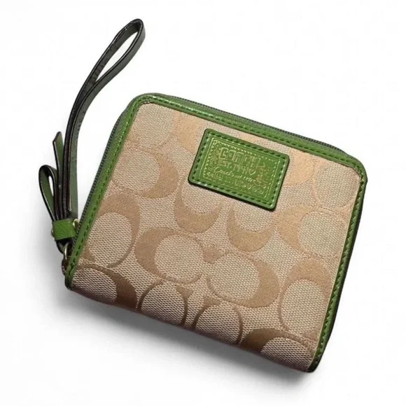 Sold - Picture 2 of 8